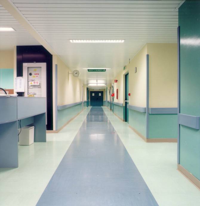 医院专用地板胶 医院地板胶怎样铺