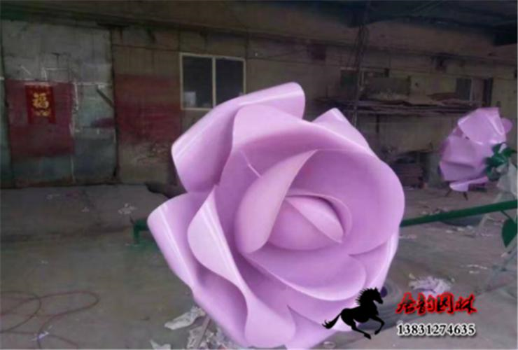 不锈钢彩色玫瑰花雕塑