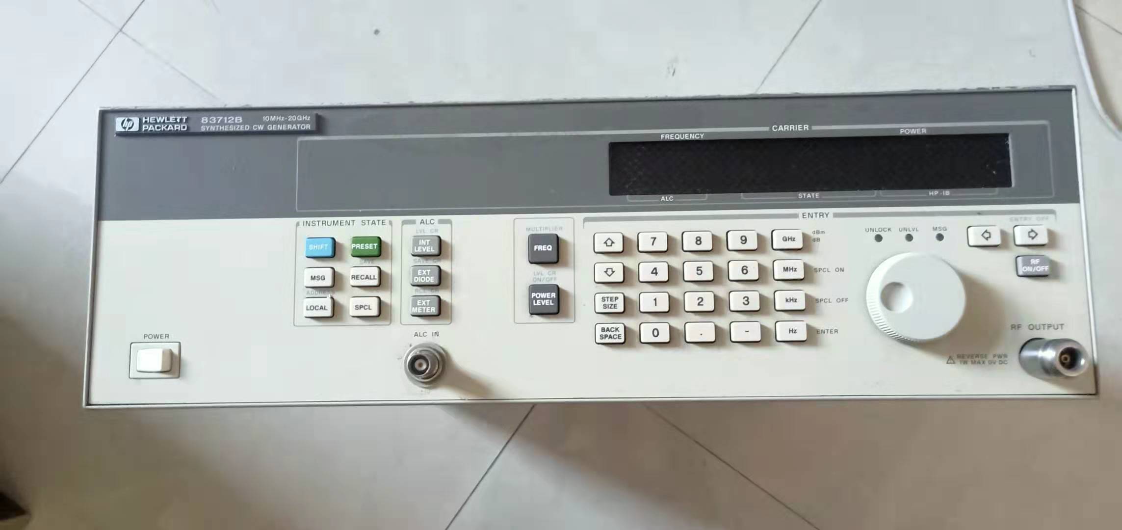 Agilent/HP83712B|10MHz-20GHz