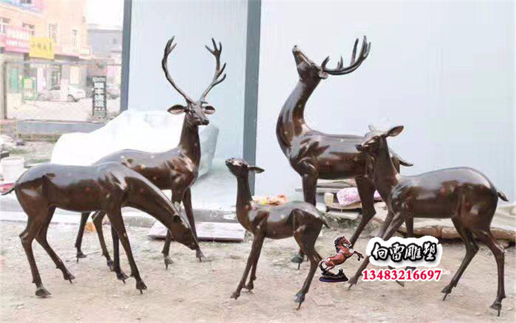 铸铜小鹿雕塑，铜雕小鹿