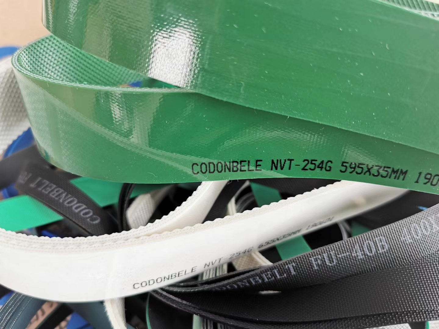 Codonbelt NVT-254F白色钻石格输送带 科动贝特NVT-254G绿色小方格花纹输送带