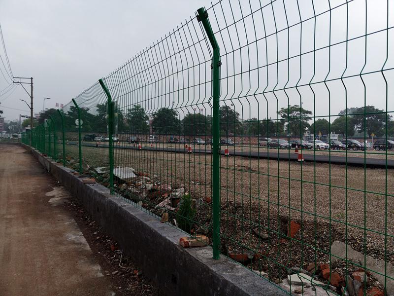 绍兴公路护栏网 养殖场围栏网 果园铁丝围网 