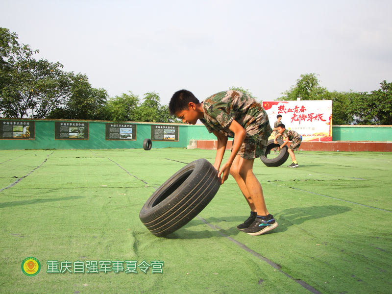 璧山青少年夏令营-军训主题夏令营-自强军训