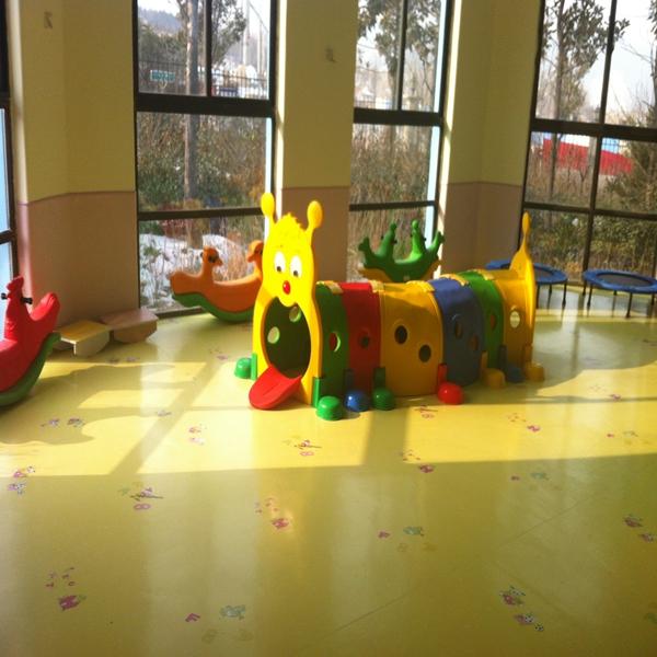 济南幼儿园塑胶地板批发施工
