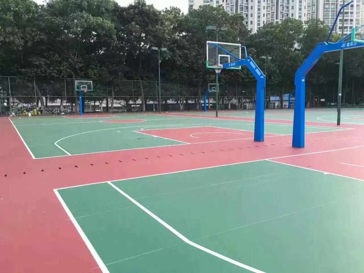 建造一个篮球场要多少钱/建造篮球场造价 