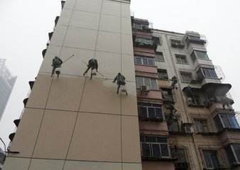 东莞万江外墙翻新高空修理拆装附近施工队