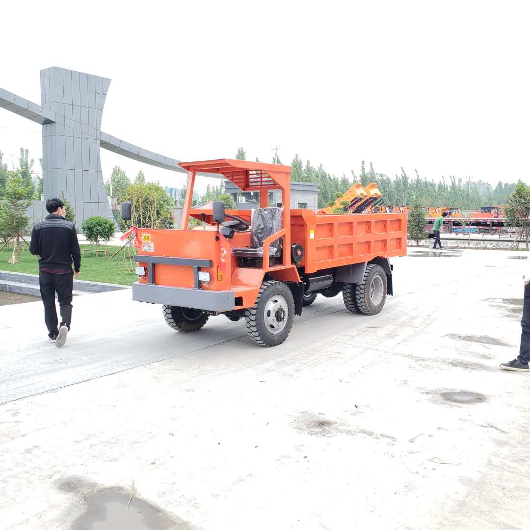带矿安证书的平巷四不像车 载重12吨的平巷出渣车
