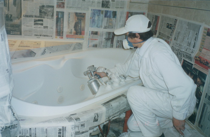 上海浴缸修补 浴缸翻新  浴缸裂缝修补