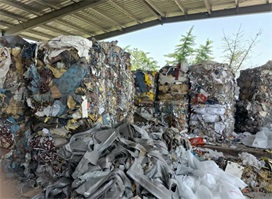 金山区皮革边角料收运处理，固废销毁中心，常年承包垃圾清运工作
