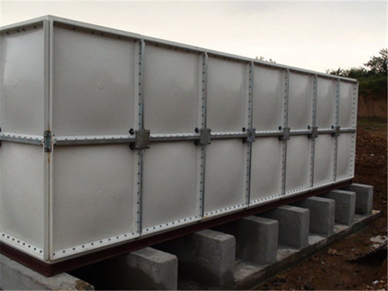 福建玻璃钢水箱加工厂家新闻